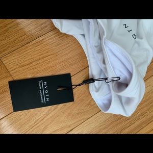 NVGTN Cropped White Sports Bra